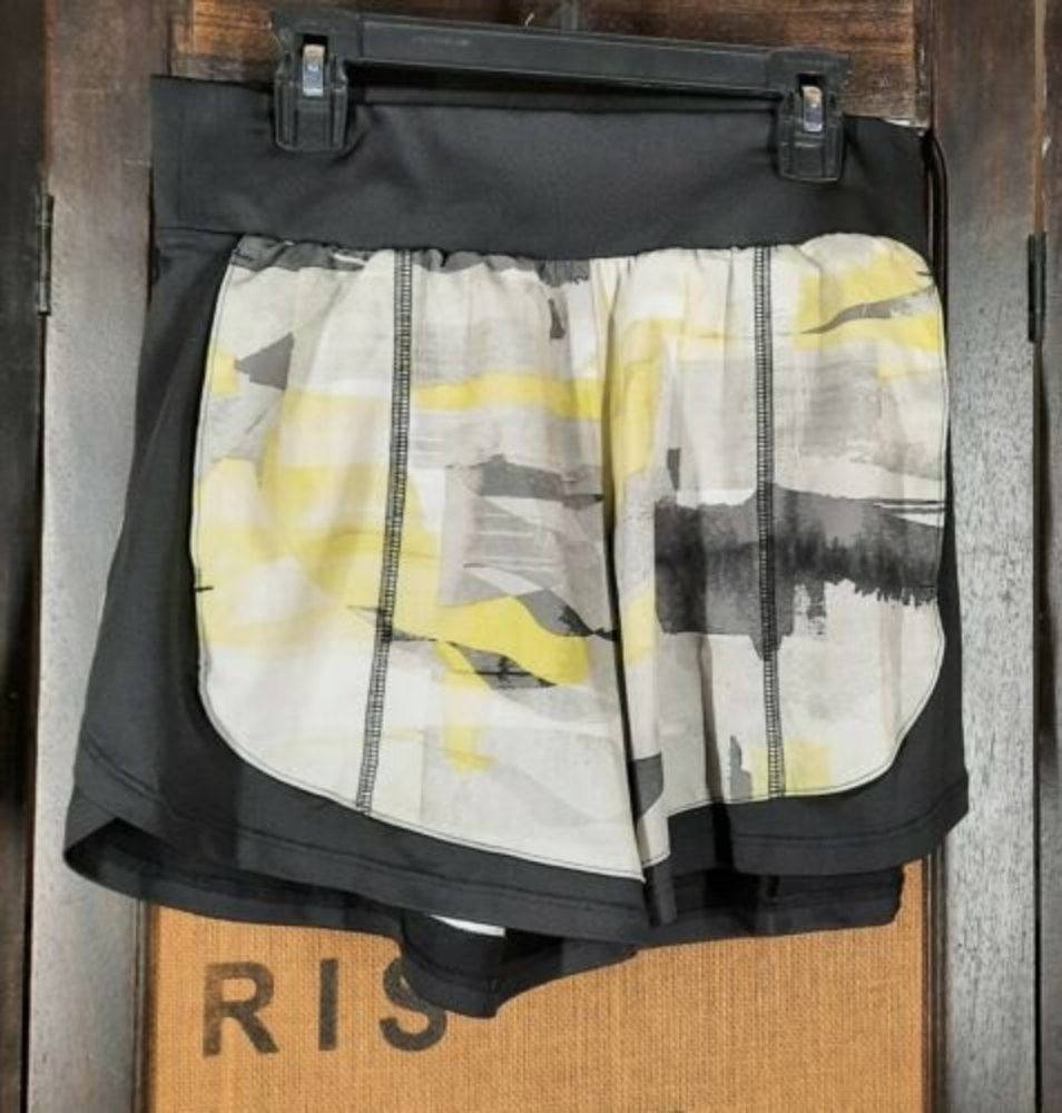 Womens TEK GEAR DryTek Athletic Workout Stretch Pull On Shorts size small G1